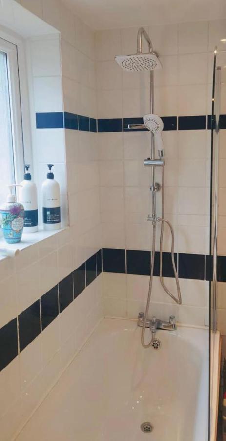 Cosy Cottage In Central Reading Free Parking & Fast Wifi Exteriör bild